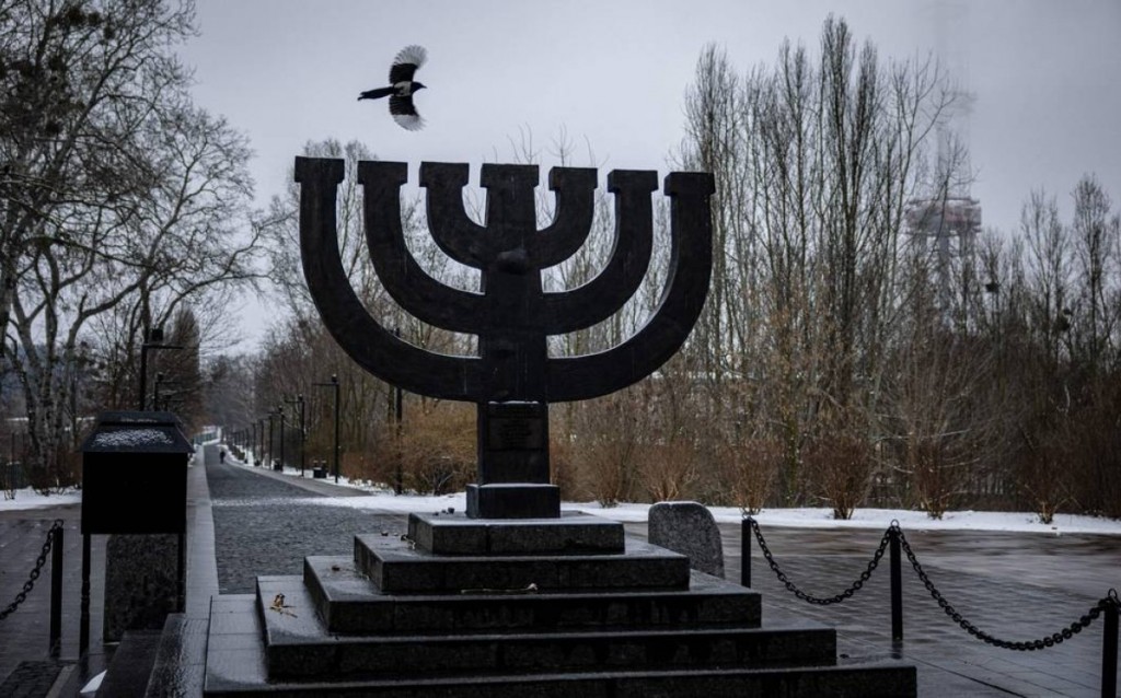 A guerra midiática por Babi Yar