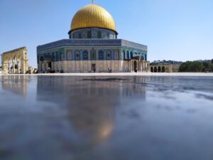 Visita de ministro israelense à Esplanada das Mesquitas aumenta tensão em Israel