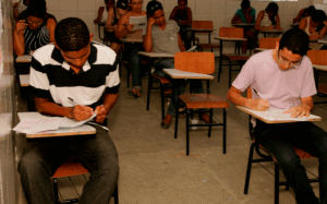 E eu com isso? #207 Educação popular
