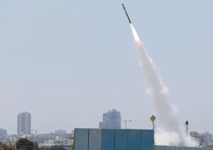 Gaza, inflação, custo de vida: A vida real bate à porta de Israel