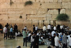 Tishá BeAv e a reforma jurídica: para onde a sociedade israelense está indo?